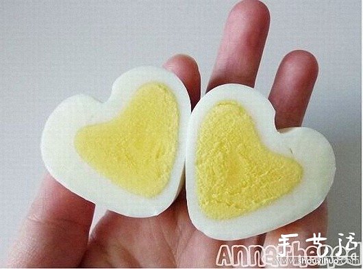 心形鸡蛋的DIY手工制作方法 -  www.shouyihuo.com