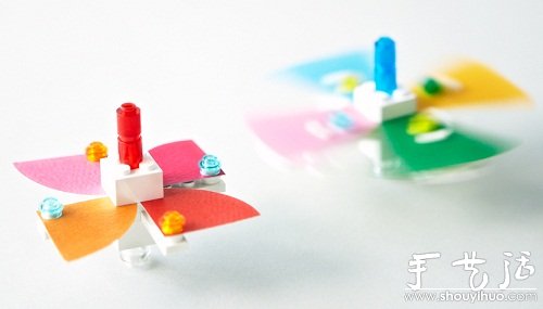 “LEGO bricks and paper”DIY玩具套件 -  www.shouyihuo.com