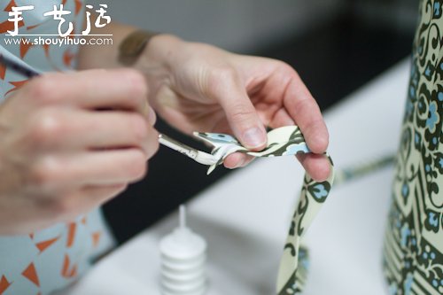 布艺灯罩手工DIY教程 -  www.shouyihuo.com