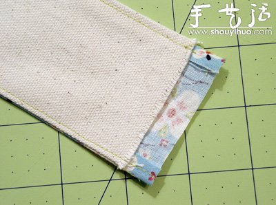 手工DIY可爱碎花拼布的挎肩包 -  www.shouyihuo.com