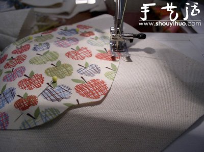手工DIY可爱碎花拼布的挎肩包 -  www.shouyihuo.com