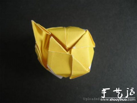 玫瑰折纸方法教程 -  www.shouyihuo.com