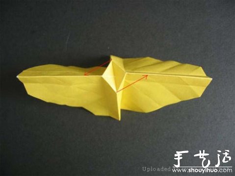 玫瑰折纸方法教程 -  www.shouyihuo.com