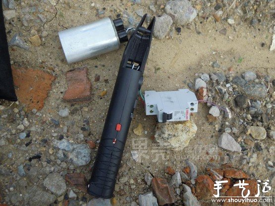 手工DIY远程电子点火器 放烟花就安全多啦 -  www.shouyihuo.com