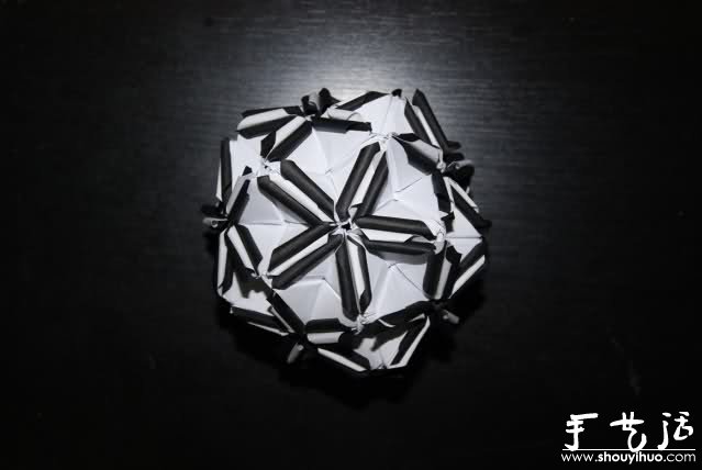 “纸色恋曲”纸艺作品欣赏 -  www.shouyihuo.com