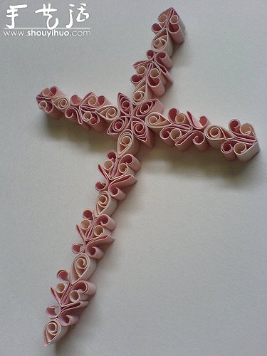 花鸟十字架卷纸作品欣赏 -  www.shouyihuo.com