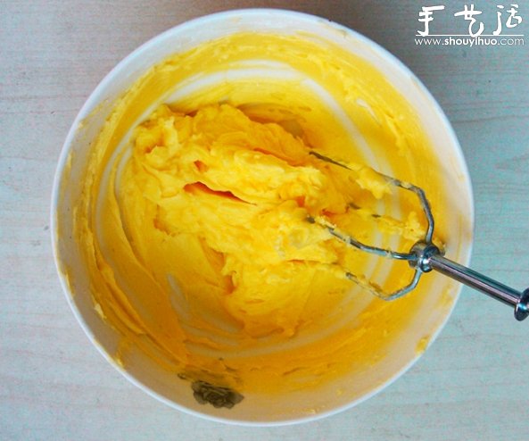 可爱卡通饼干DIY 自制卡通饼干做法 -  www.shouyihuo.com