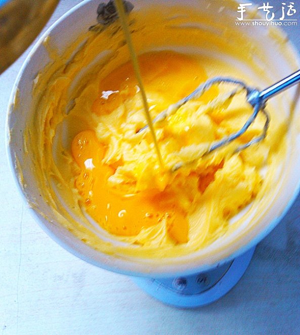 可爱卡通饼干DIY 自制卡通饼干做法 -  www.shouyihuo.com