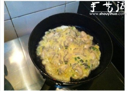 潮汕小吃蚝烙的做法 -  www.shouyihuo.com