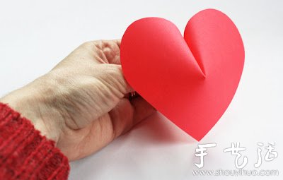 简单剪纸DIY心形墙饰 -  www.shouyihuo.com