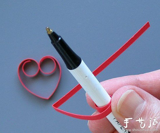 DIY制作立体卷纸花贺卡 -  www.shouyihuo.com