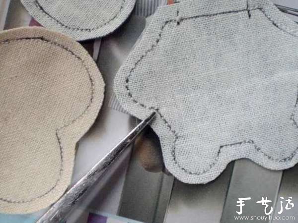 DIY手工制作可爱的小猪玩偶 -  www.shouyihuo.com