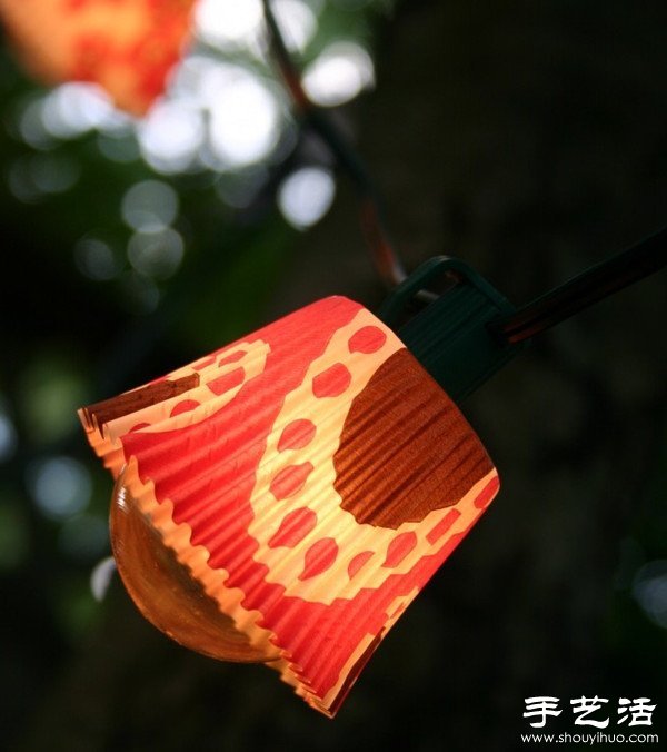 蛋糕纸杯DIY可爱迷你灯罩 -  www.shouyihuo.com