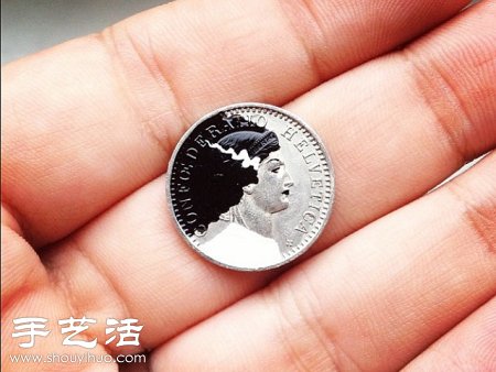 硬币人物图案的另类演绎 -  www.shouyihuo.com