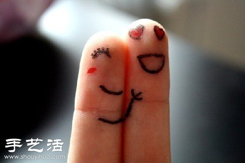 手指+简笔画 DIY温馨浪漫“爱相随” -  www.shouyihuo.com