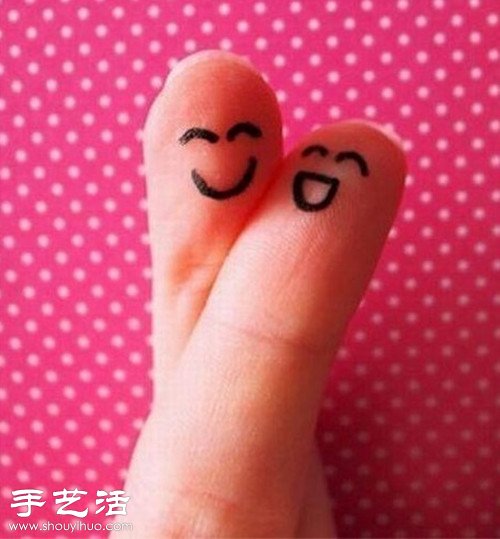 手指+简笔画 DIY另类恶搞“爱相随” -  www.shouyihuo.com