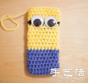 毛线+钩针 手工制作小黄人手机套 -  www.shouyihuo.com