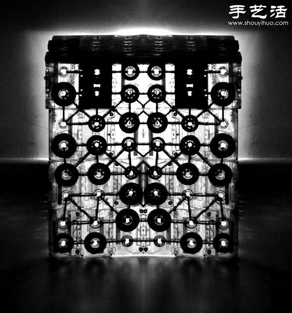 磁带创意手工DIY 制作独一无二怀旧灯具 -  www.shouyihuo.com