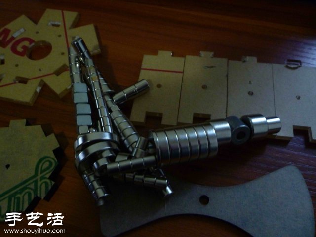 自制太阳能磁悬浮电机教程 -  www.shouyihuo.com