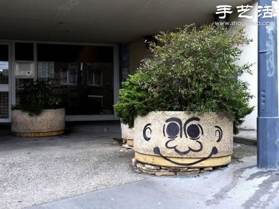 法国街头艺术家OakoAk涂鸦作品 -  www.shouyihuo.com