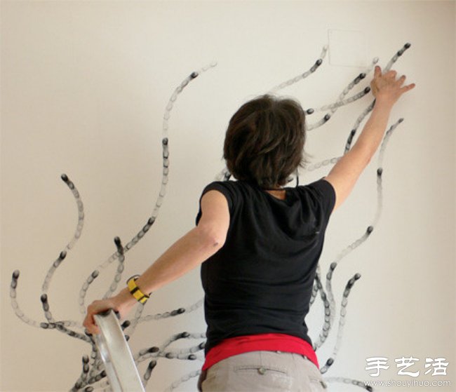 手指绘出精妙绝伦的壁画 -  www.shouyihuo.com