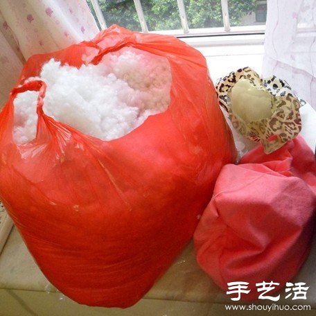 草莓靠枕/抱枕手工制作方法 -  www.shouyihuo.com