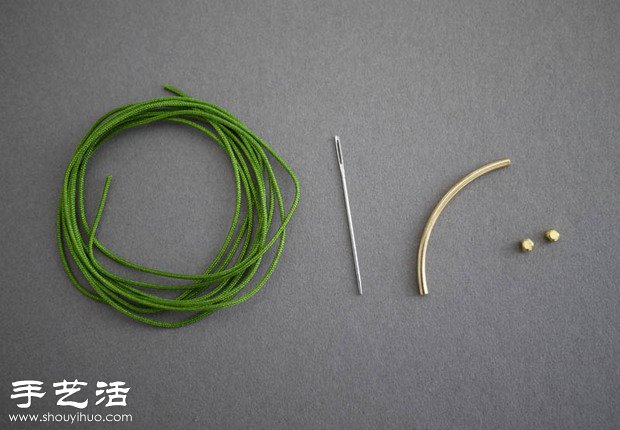 自制漂亮手链的方法 手链的简单制作教程 -  www.shouyihuo.com