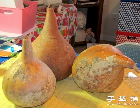 葫芦创意手工制作可爱大公鸡手工艺品 -  www.shouyihuo.com