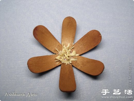 雪糕棍变废为宝手工制作漂亮手工花 -  www.shouyihuo.com