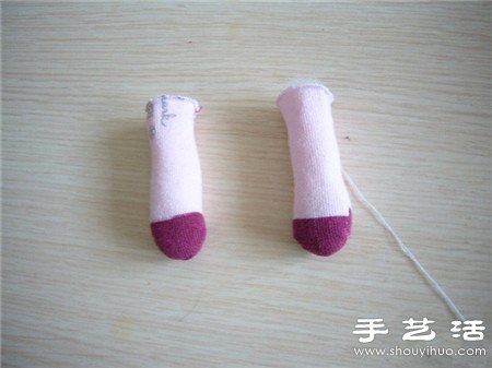 袜子+棉花+纽扣 手工制作兔子娃娃玩偶 -  www.shouyihuo.com