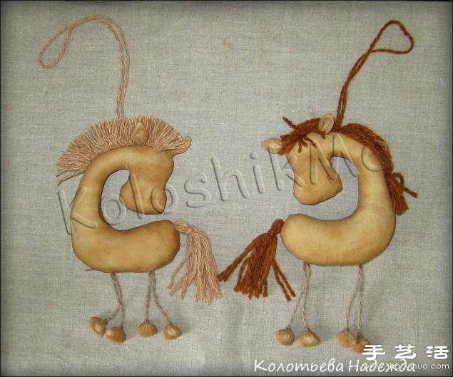 搞怪小马挂件/挂饰手工制作教程 -  www.shouyihuo.com