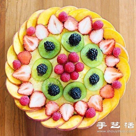 超有艺术范儿的水果拼盘DIY -  www.shouyihuo.com