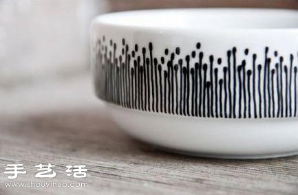 自己动手给陶瓷碗碟画上漂亮的装饰 -  www.shouyihuo.com