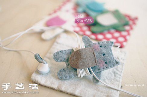 毛毡布DIY制作的可爱猫咪收线器 -  www.shouyihuo.com