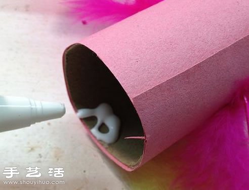 幼儿小手工：卷纸芯手工制作小鸡玩具 -  www.shouyihuo.com