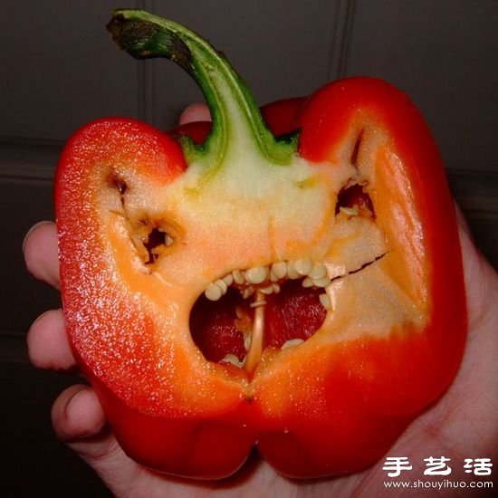 青椒与红椒创意DIY恐怖表情 -  www.shouyihuo.com
