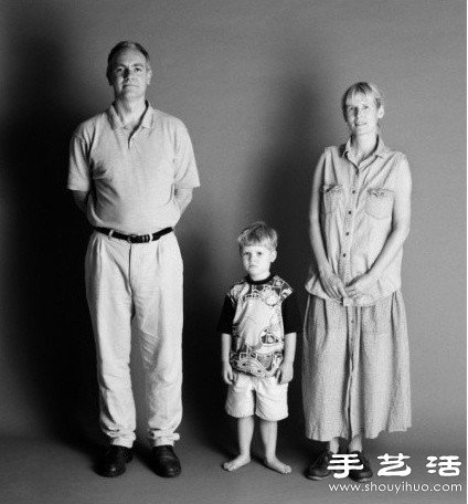人像摄影作品——The Family -  www.shouyihuo.com