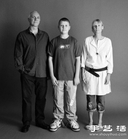 人像摄影作品——The Family -  www.shouyihuo.com