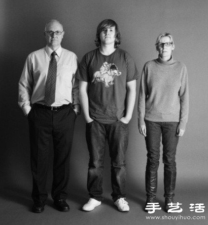人像摄影作品——The Family -  www.shouyihuo.com