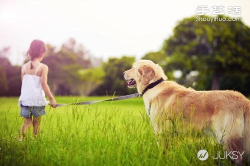 “毛小孩”陪伴的快乐童年 -  www.shouyihuo.com