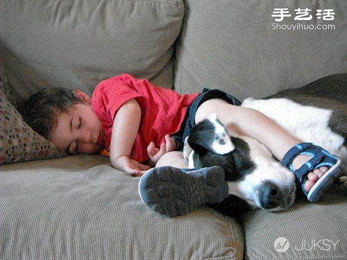 “毛小孩”陪伴的快乐童年 -  www.shouyihuo.com