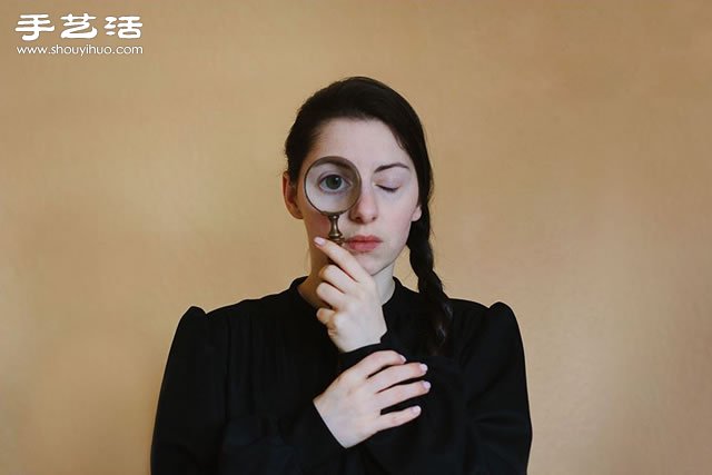 艺术家眼中的自己 10张走进灵魂深处自拍照 -  www.shouyihuo.com
