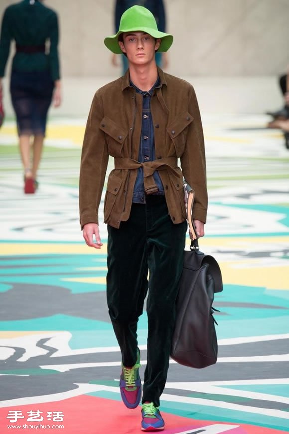 Burberry Prorsum 2015 春夏女装秀 -  www.shouyihuo.com