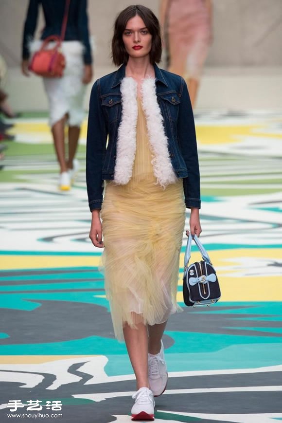 Burberry Prorsum 2015 春夏女装秀 -  www.shouyihuo.com