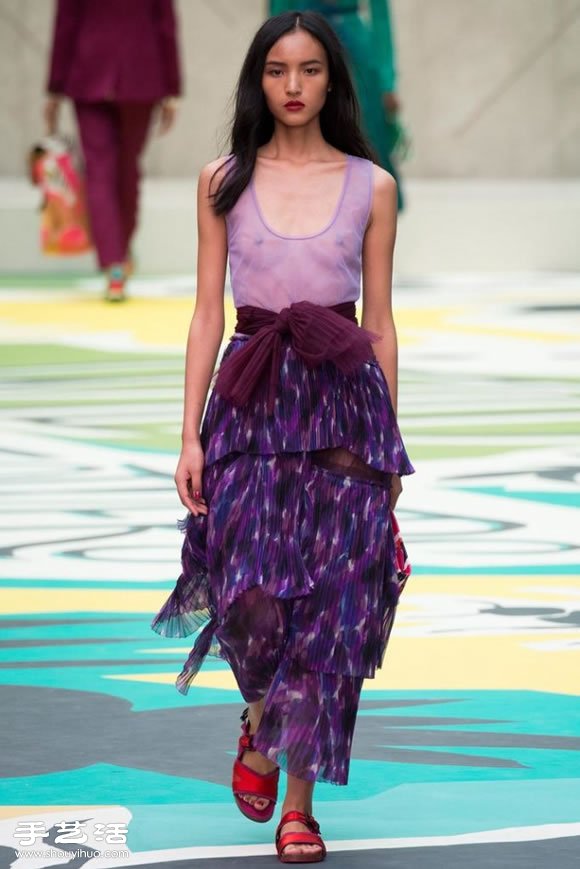 Burberry Prorsum 2015 春夏女装秀 -  www.shouyihuo.com