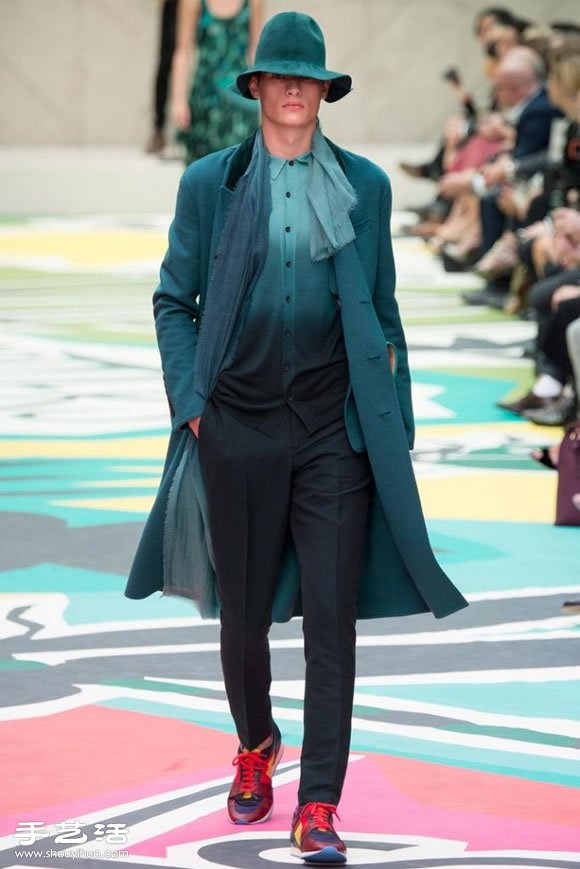 Burberry Prorsum 2015 春夏女装秀 -  www.shouyihuo.com