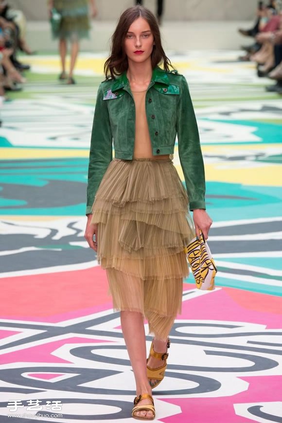 Burberry Prorsum 2015 春夏女装秀 -  www.shouyihuo.com