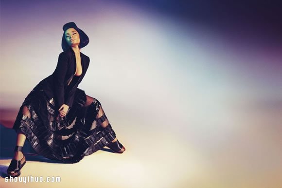 Roberto Cavalli 2015春夏热带风情服饰 -  www.shouyihuo.com