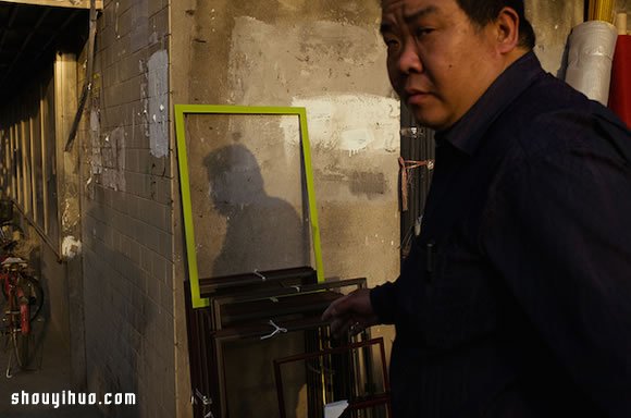 抄水表过程中发掘生活趣味 绝妙的瞬间摄影 -  www.shouyihuo.com