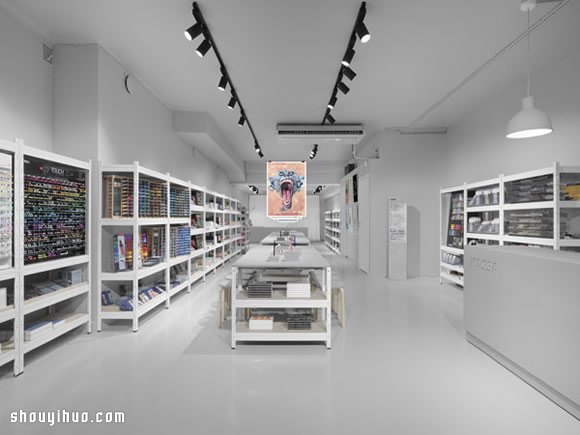 瑞典极简风超酷文具店装修布置设计 -  www.shouyihuo.com
